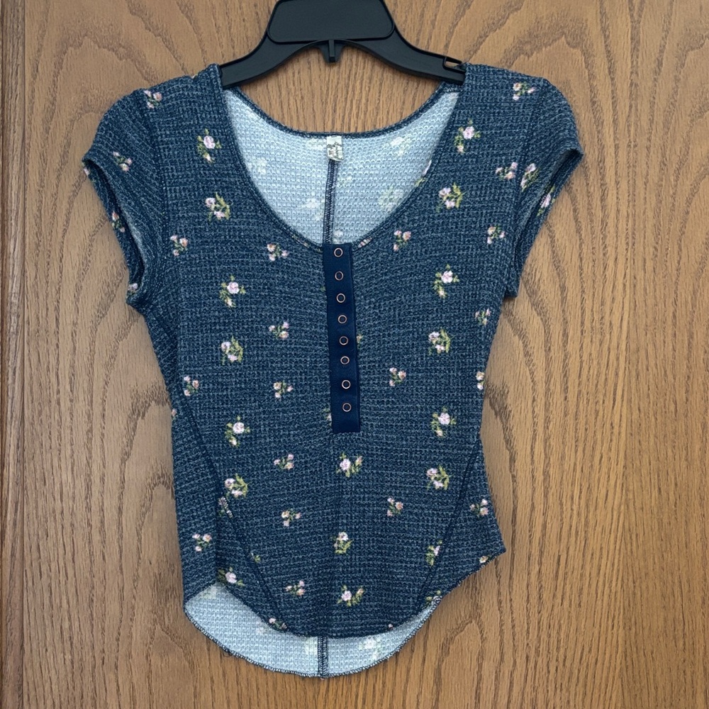 Free People Navy Floral Short Sleeve Top